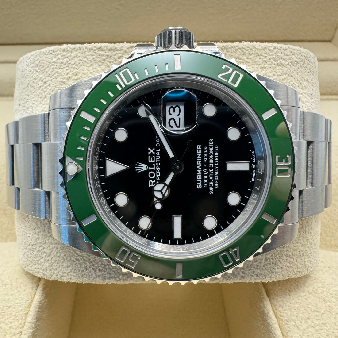 Rolex Submariner Date 126610LV (2024) - Zwart wijzerplaat 41mm Staal (4/8)