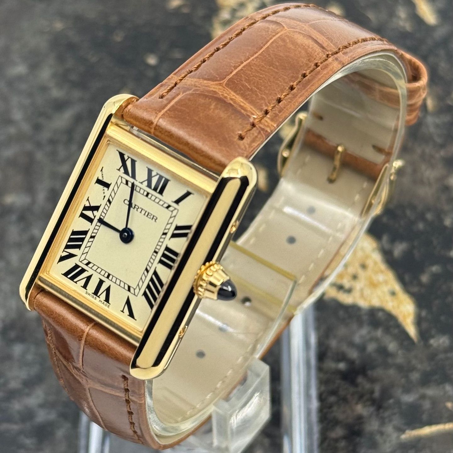 Cartier Tank Louis Cartier WGTA0342 (2025) - Silver dial 22 mm Yellow Gold case (7/8)