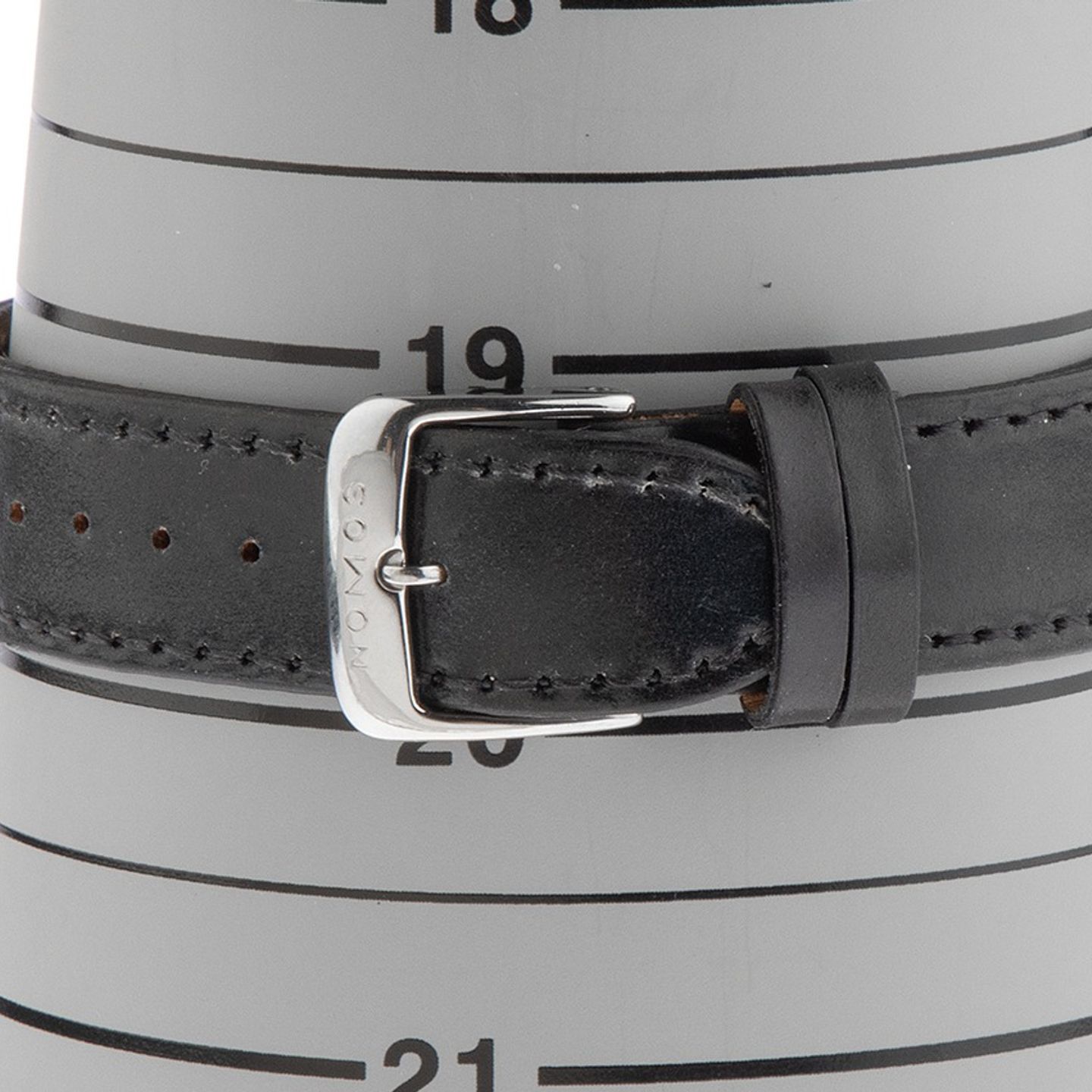 NOMOS Orion 309 - (7/8)