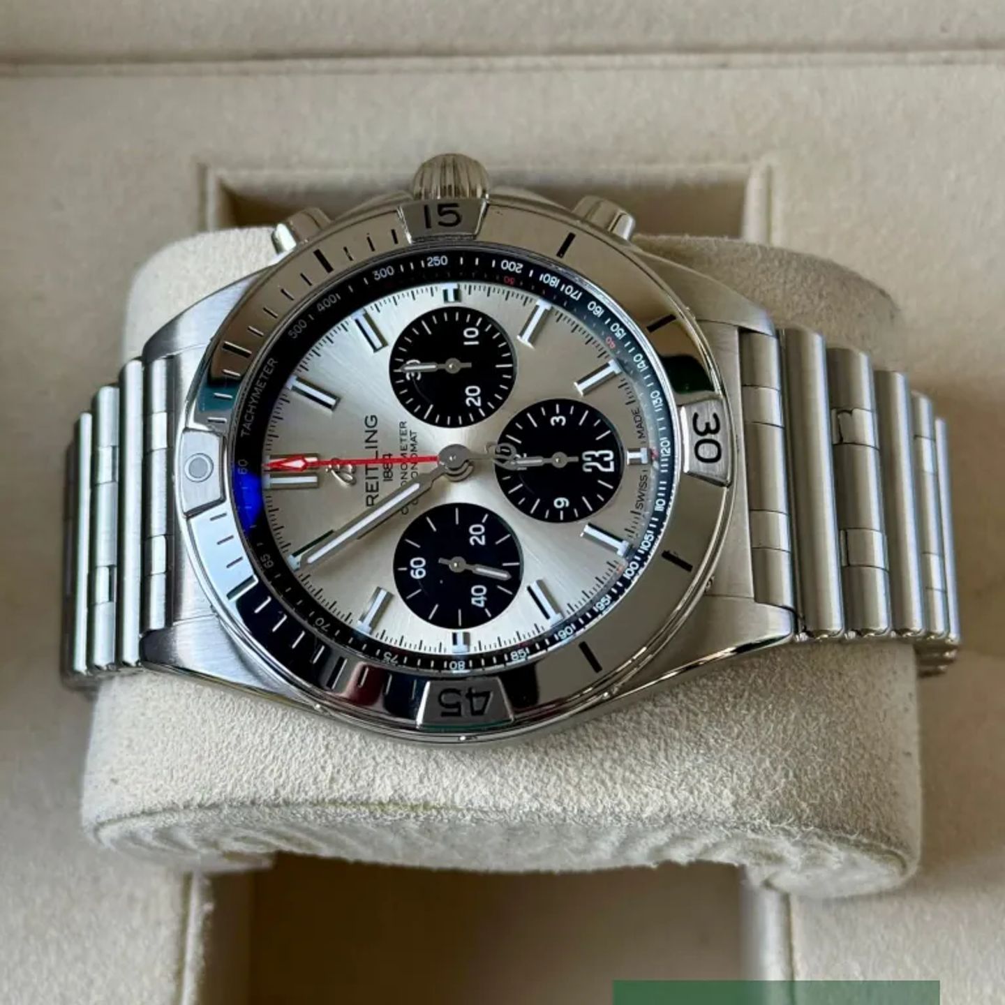 Breitling Chronomat 42 AB0134101G1A1 (2021) - Silver dial 42 mm Steel case (5/7)