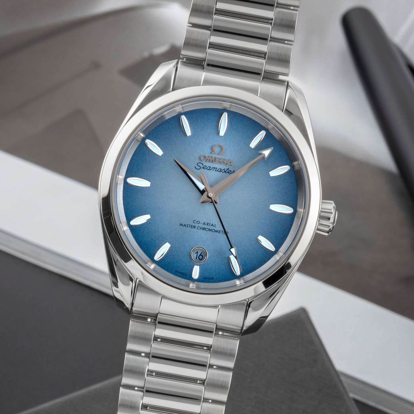 Omega Seamaster Aqua Terra 220.10.38.20.03.004 (Unknown (random serial)) - Blue dial 38 mm Steel case (3/8)
