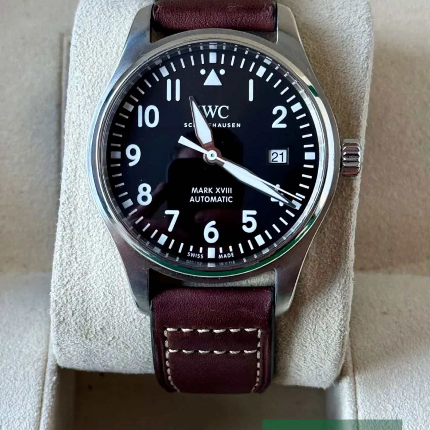 IWC Pilot Mark IW327003 (2018) - Bruin wijzerplaat 40mm Staal (2/8)