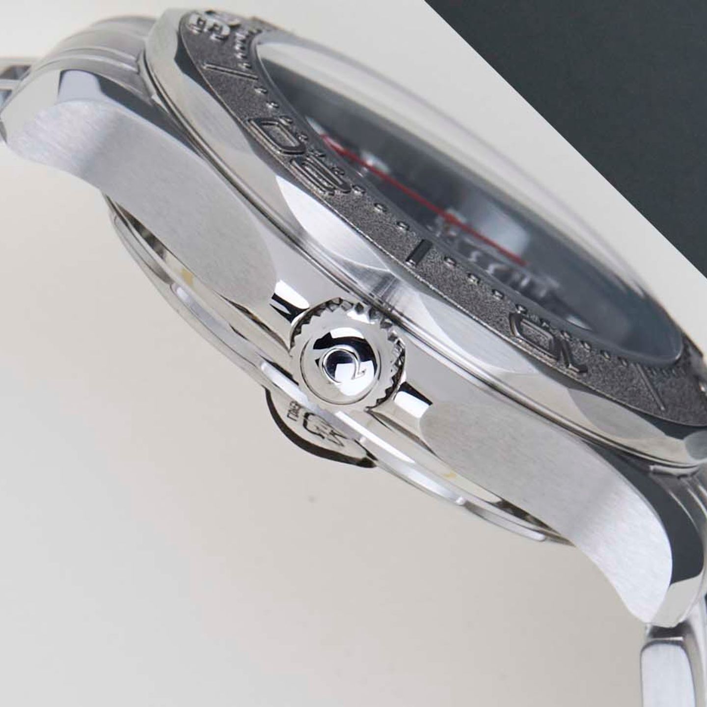 Omega Seamaster Diver 300 M 210.30.42.20.01.002 - (8/8)
