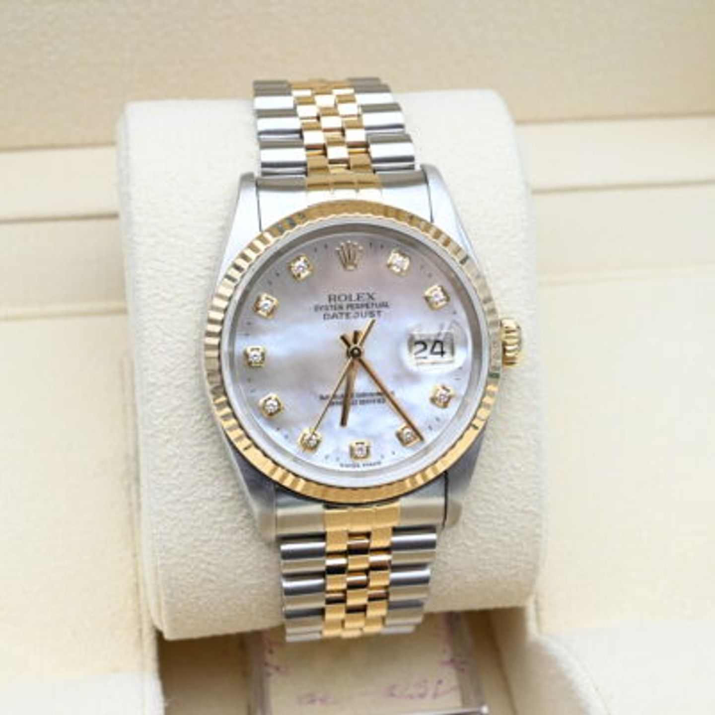 Rolex Datejust 36 16233 (2001) - Parelmoer wijzerplaat 36mm Goud/Staal (6/8)