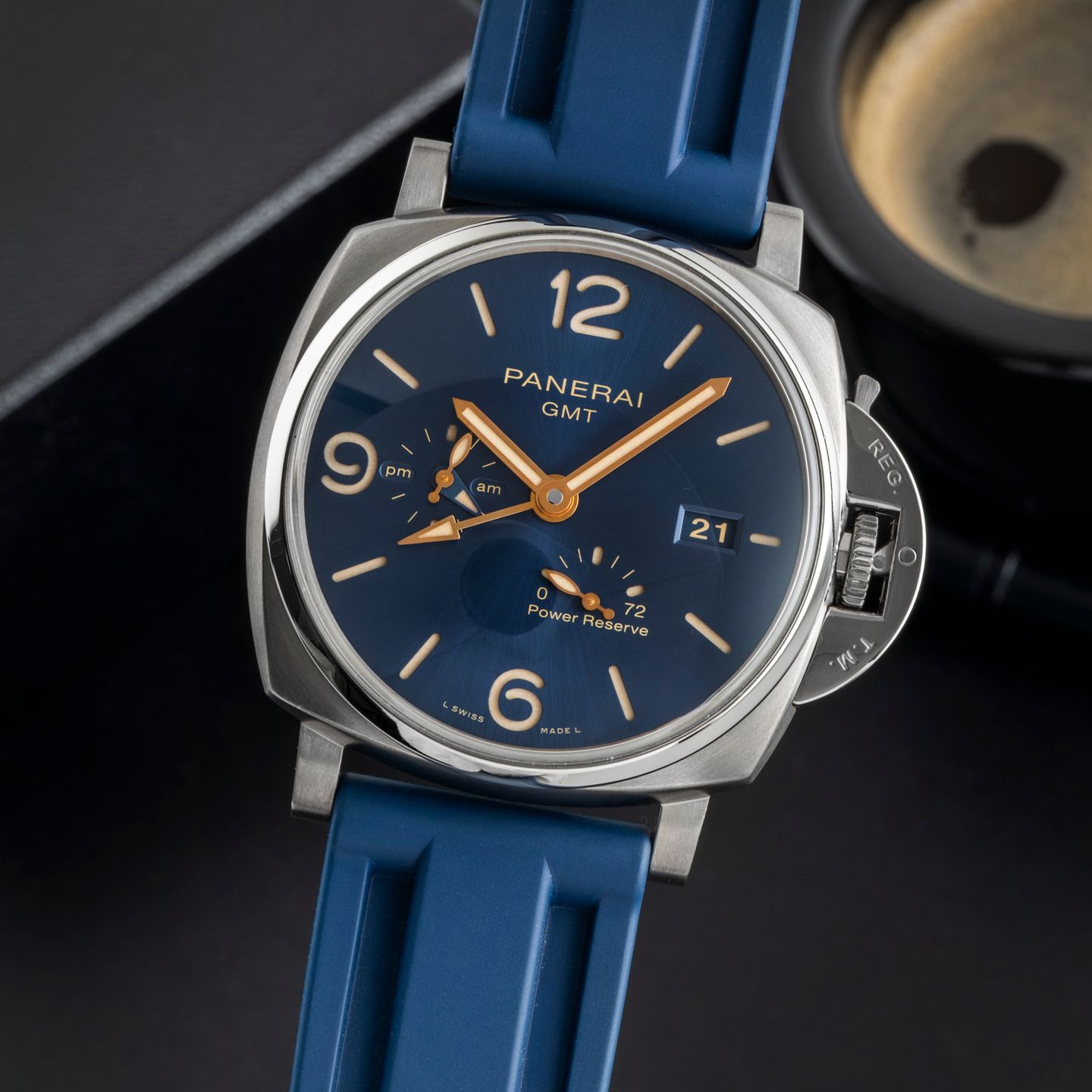 Panerai Luminor Due PAM00964 (Unknown (random serial)) - Blue dial 45 mm Titanium case (3/8)