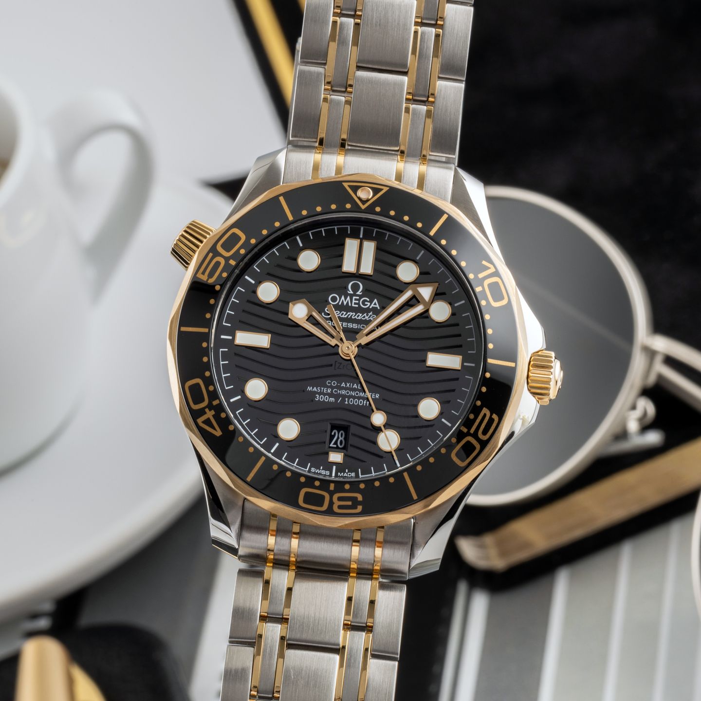 Omega Seamaster Diver 300 M 210.20.42.20.01.002 (2022) - Zwart wijzerplaat 42mm Staal (3/8)