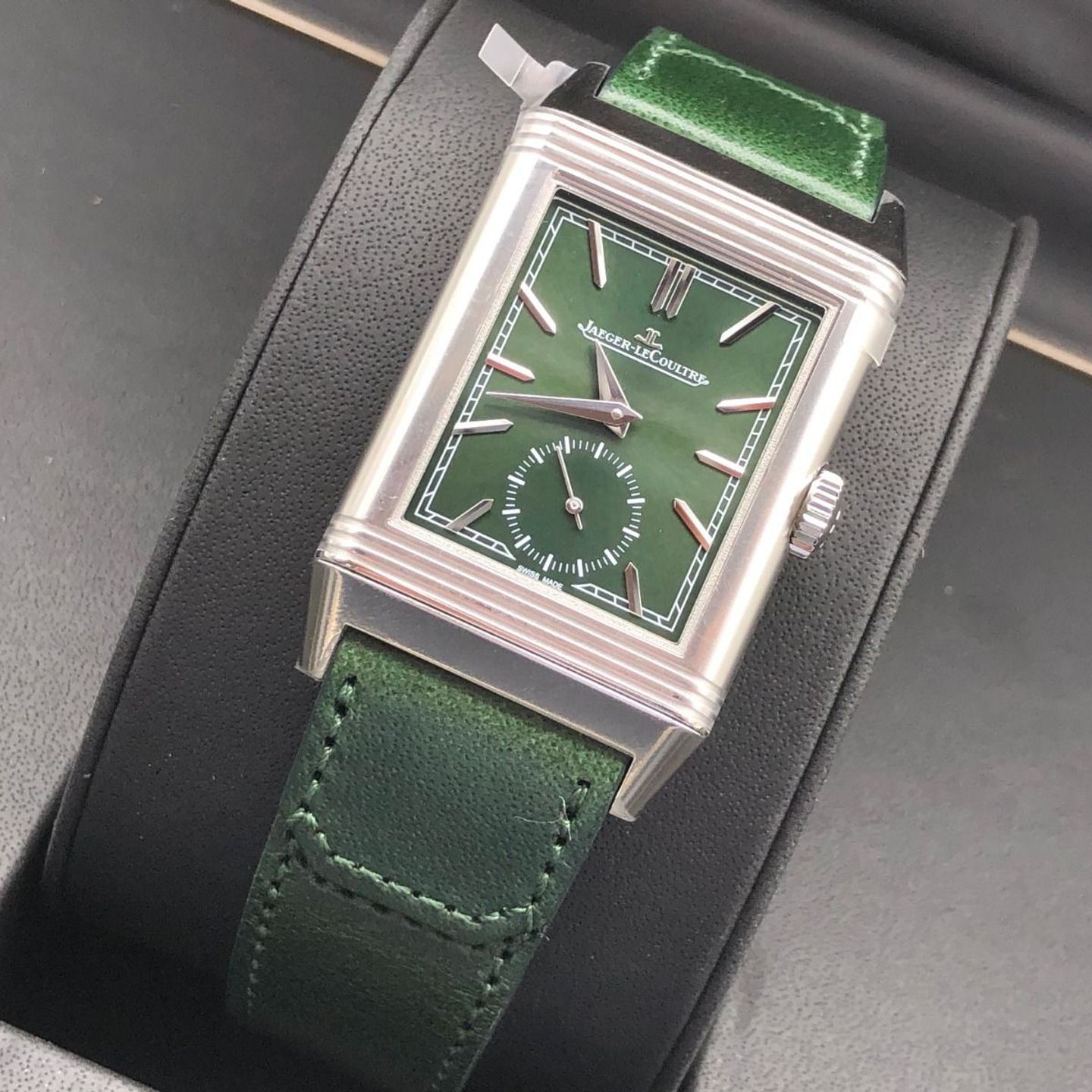 Jaeger-LeCoultre Reverso Q3978430 (2022) - Groen wijzerplaat 45mm Staal (2/8)