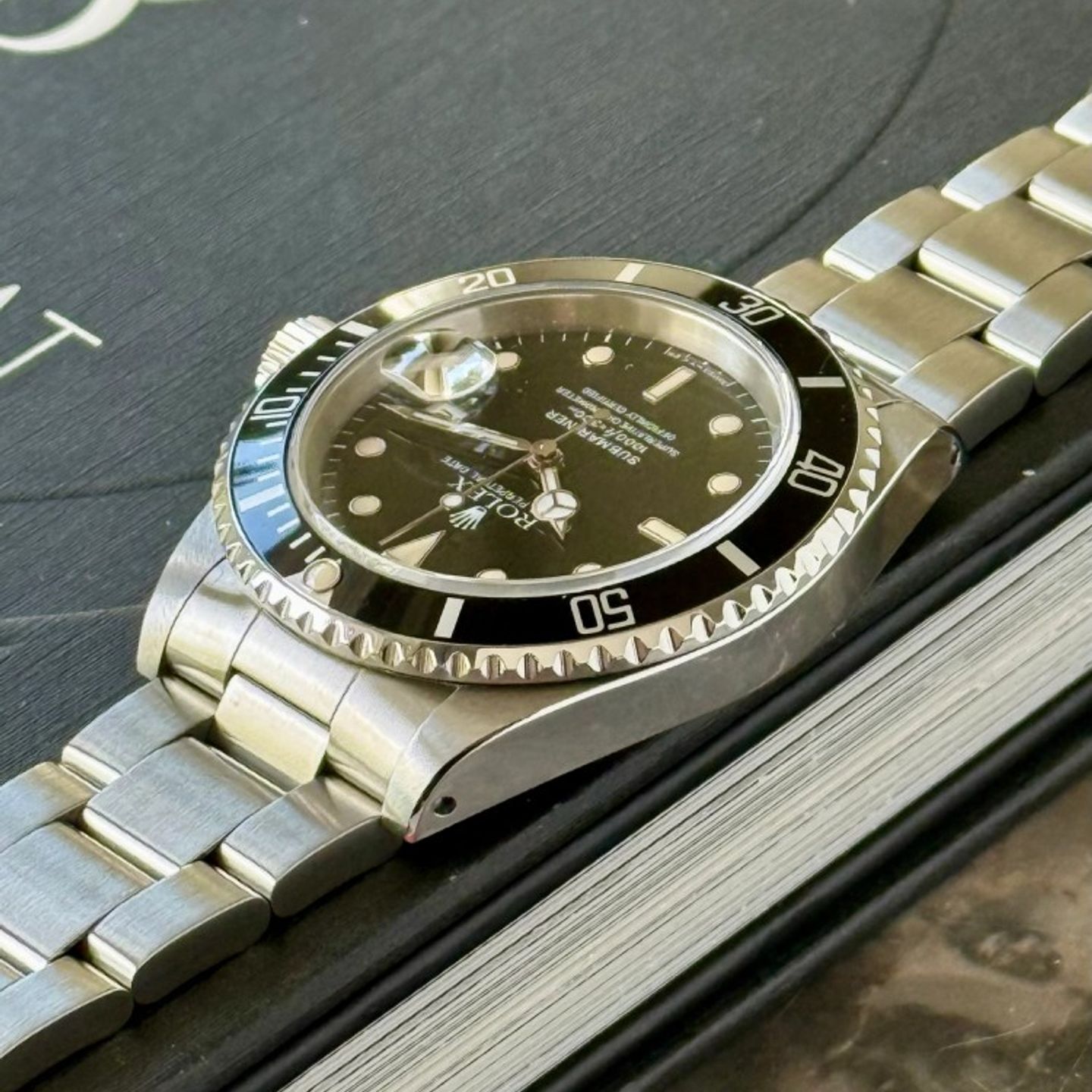 Rolex Submariner Date 16610 (1991) - Black dial 40 mm Steel case (7/8)