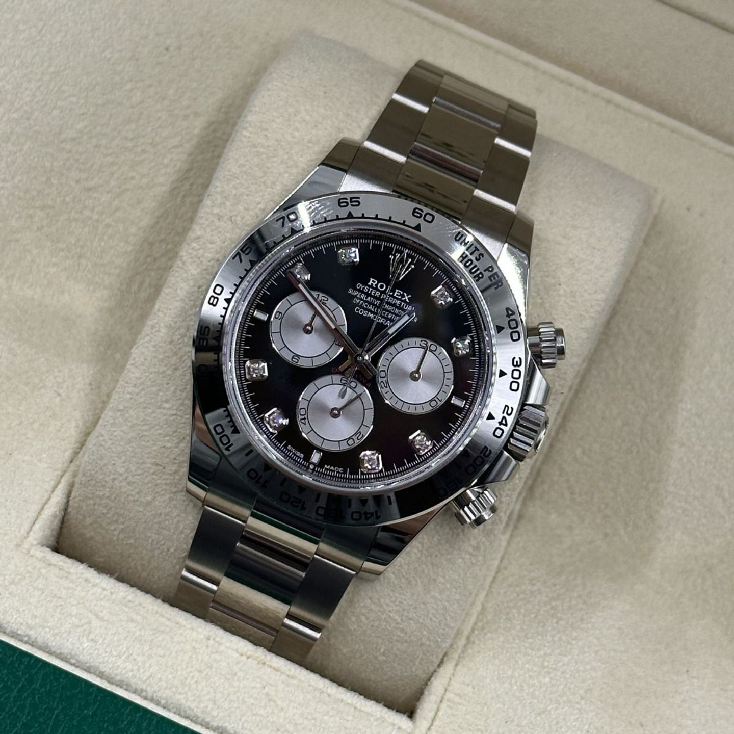 Rolex Daytona 126509 (2024) - Black dial 40 mm White Gold case (8/8)