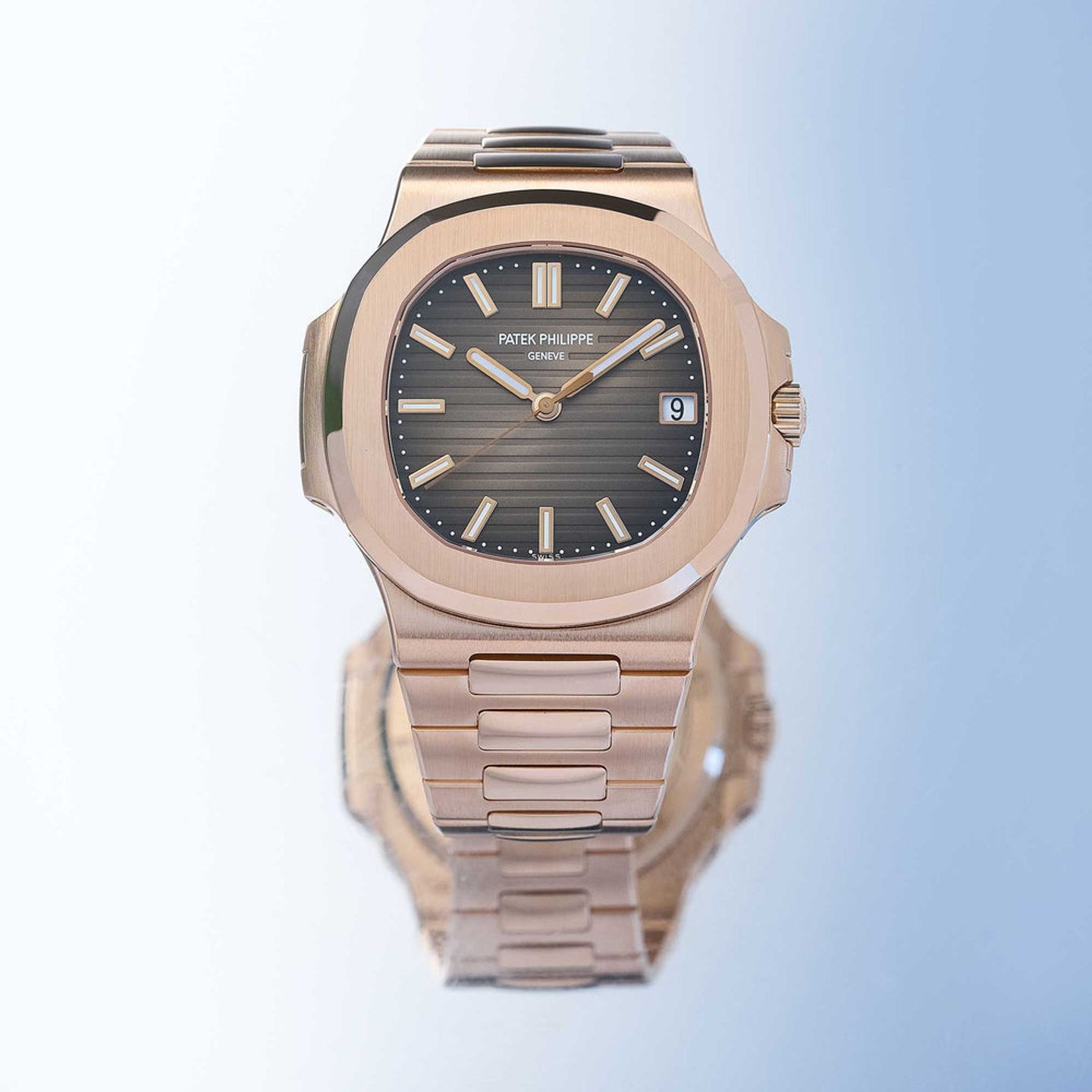 Patek Philippe Nautilus 5711/1R-001 (2017) - Bruin wijzerplaat 40mm Roségoud (2/8)