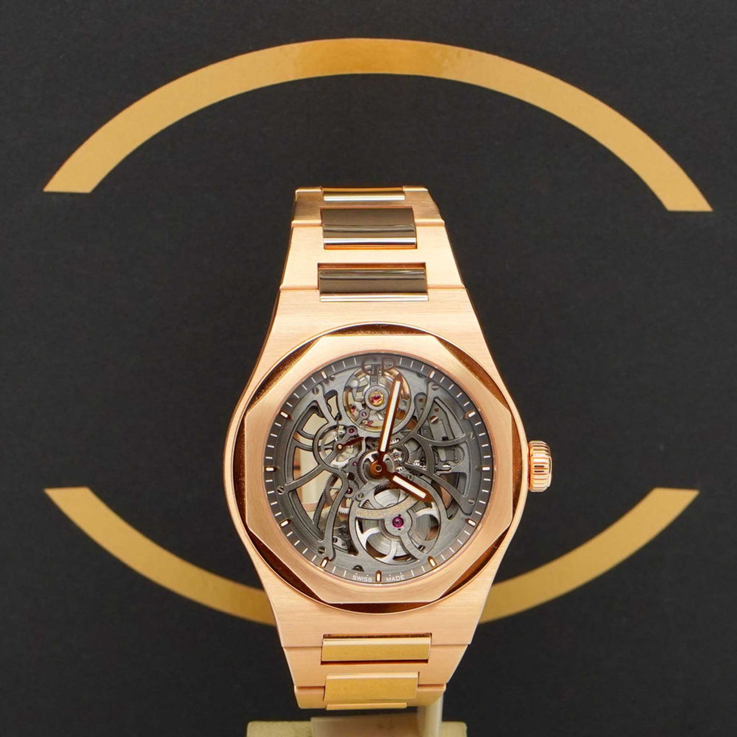 Girard-Perregaux Laureato 81015-52-002-52A (2023) - Transparant wijzerplaat 43mm Roségoud (1/7)
