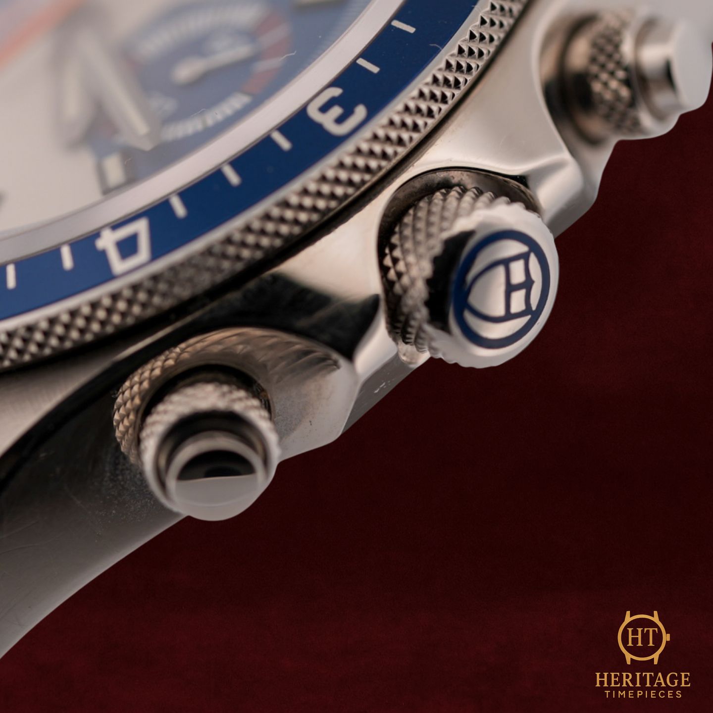 Tudor Heritage Chrono Blue 70330B (2019) - Multi-colour dial 42 mm Steel case (5/8)