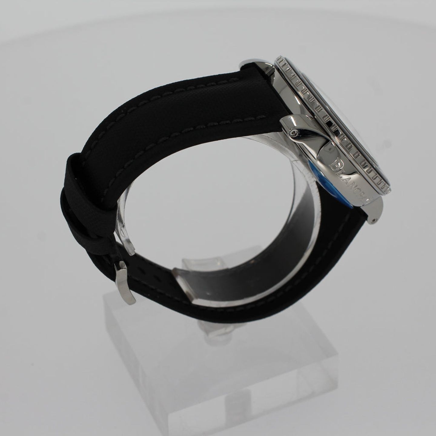 Blancpain Fifty Fathoms 5015-1130-52A (2025) - Black dial 45 mm Steel case (3/4)