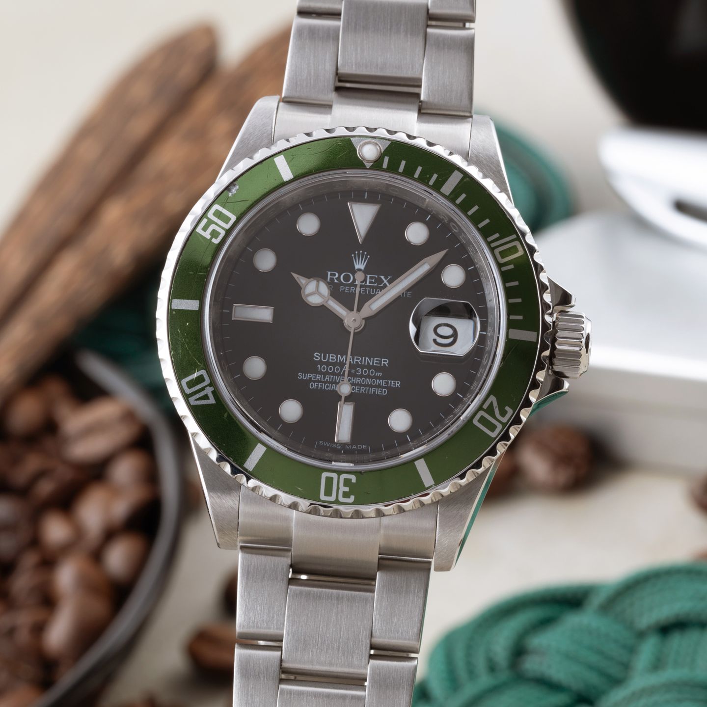 Rolex Submariner Date 16610T (2007) - Zwart wijzerplaat 40mm Staal (3/8)