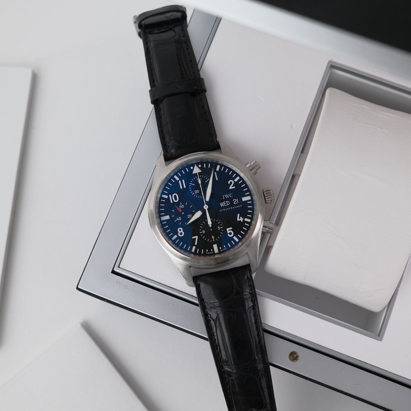 IWC Pilot Chronograph IW371701 - (3/8)