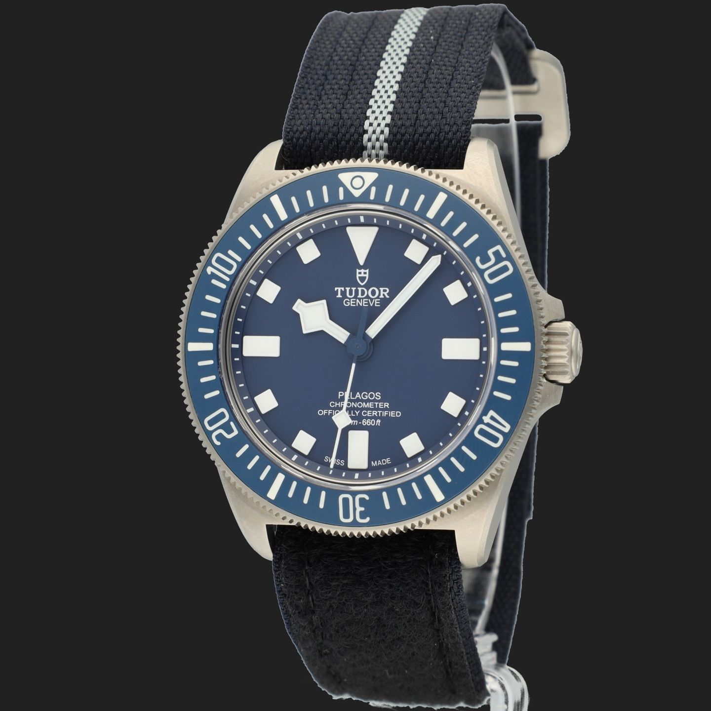 Tudor Pelagos 25707B/21 (2022) - Blue dial 42 mm Titanium case (1/8)