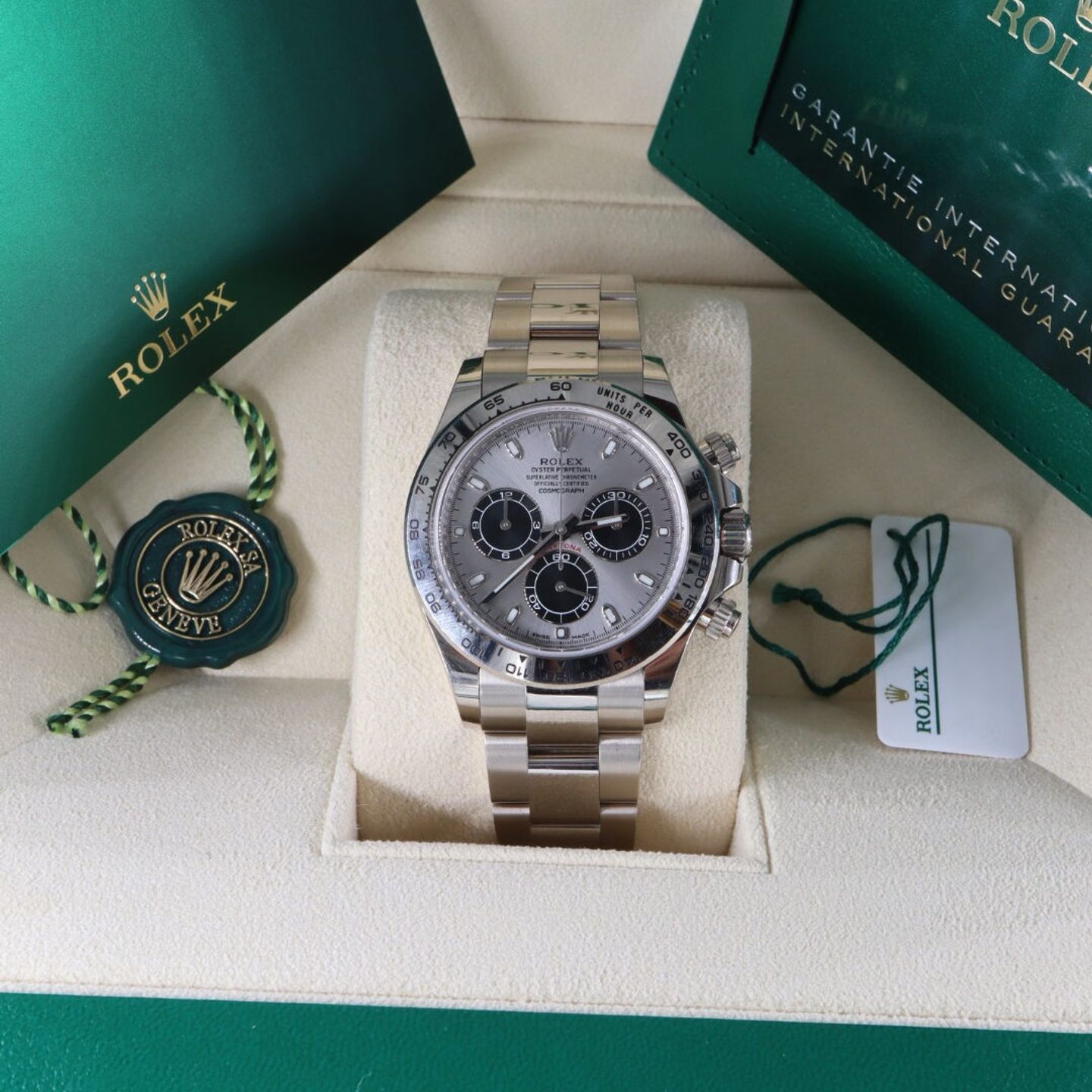 Rolex Daytona 116509 (2021) - Blue dial 40 mm White Gold case (7/7)