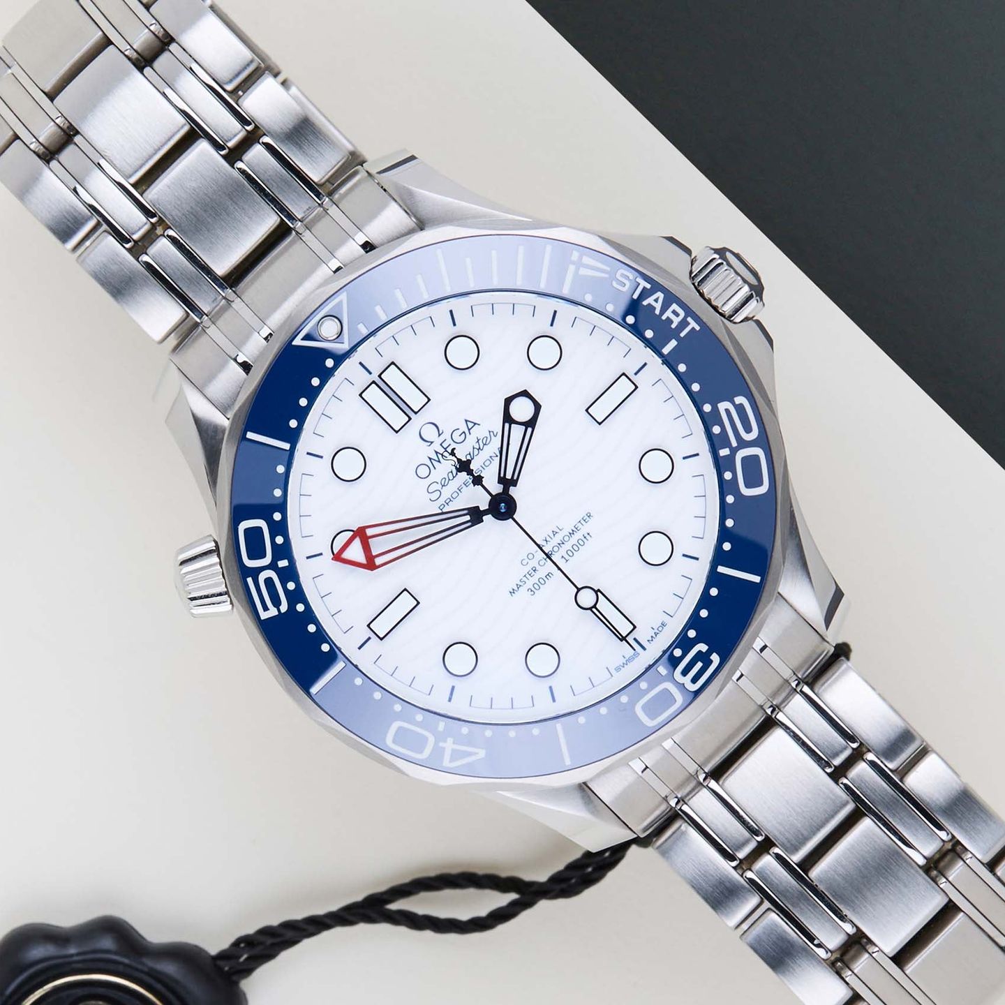 Omega Seamaster Diver 300 M 210.30.42.20.04.002 - (1/8)
