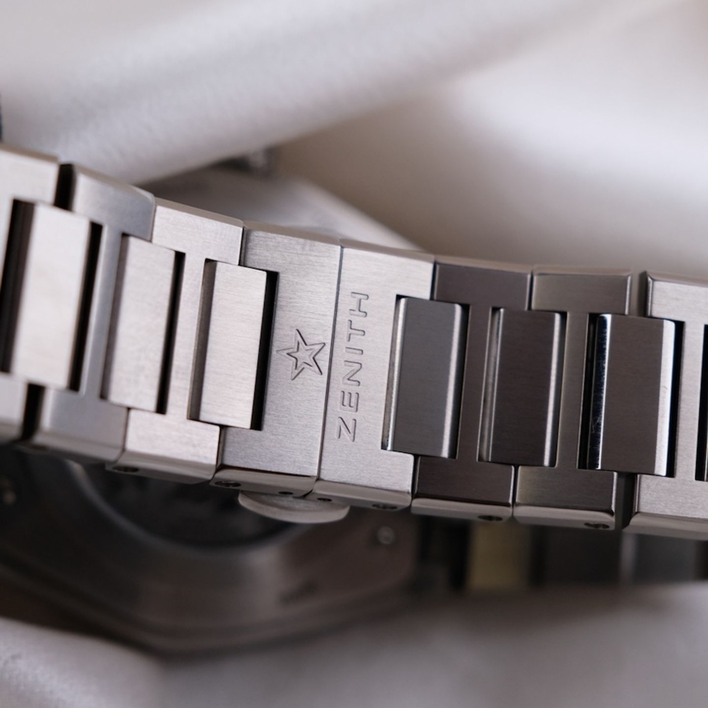 Zenith Defy 95.9000.670/51.M9000 - (5/8)