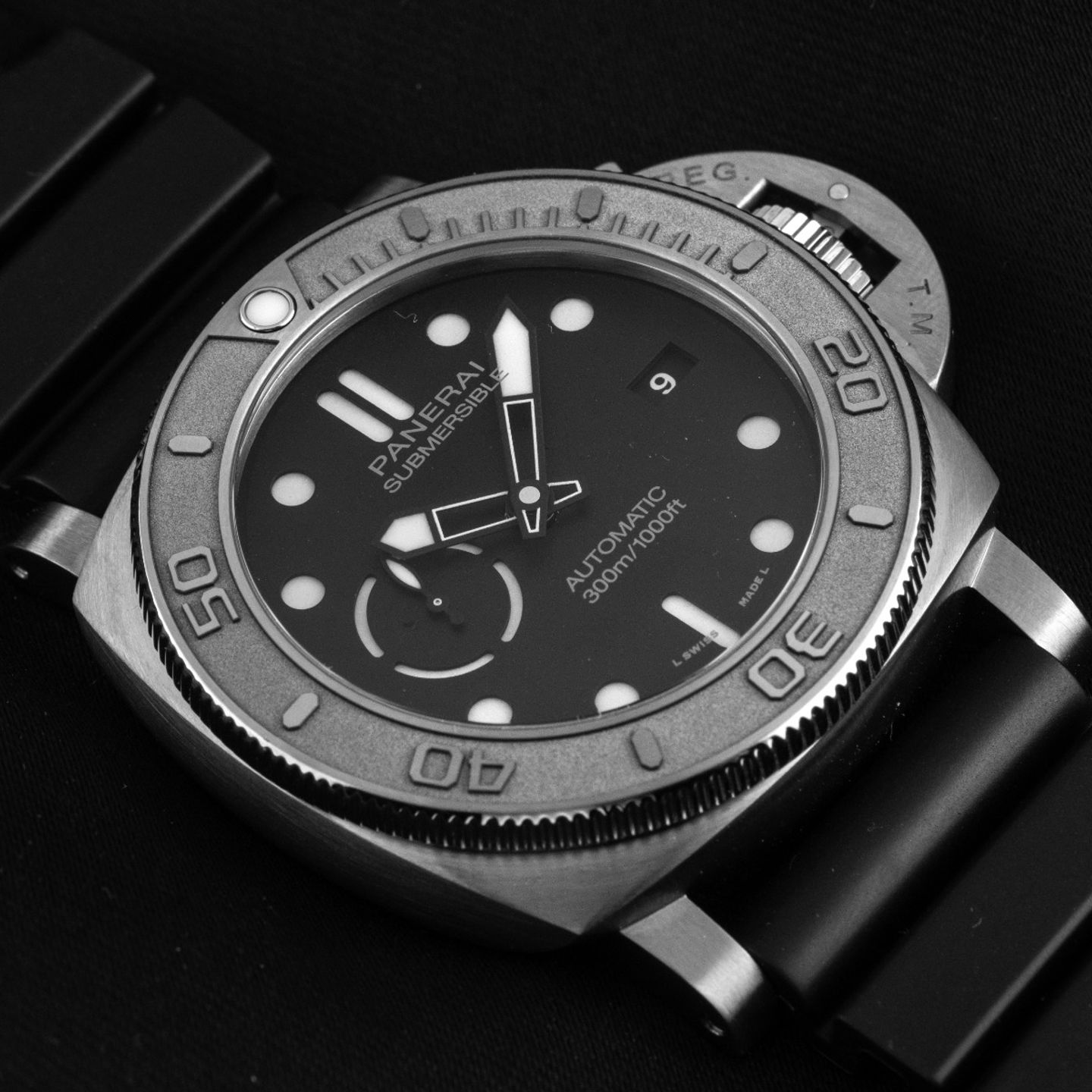 Panerai Luminor Submersible PAM00984 - (3/7)
