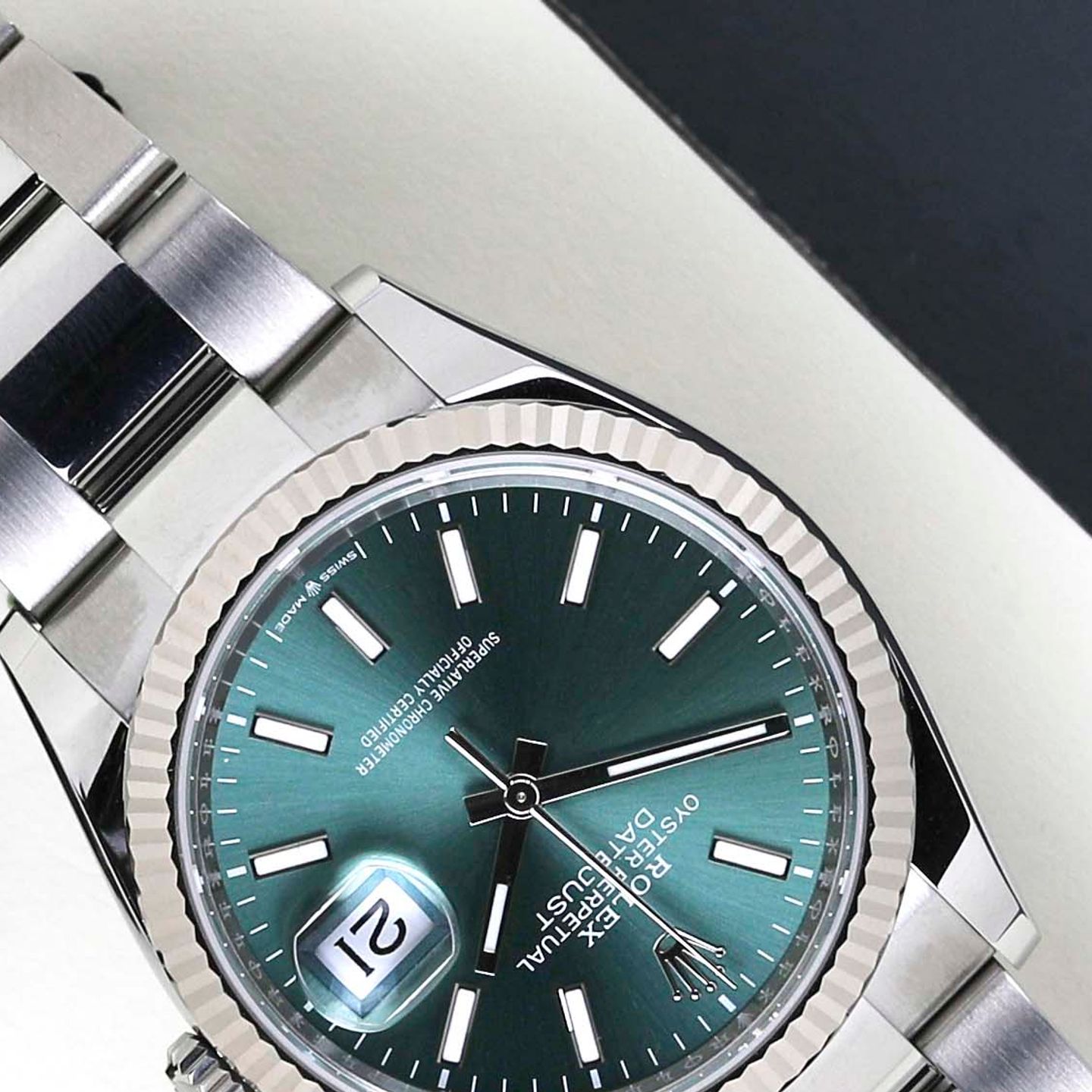 Rolex Datejust 36 126234 (2024) - Groen wijzerplaat 36mm Staal (4/8)