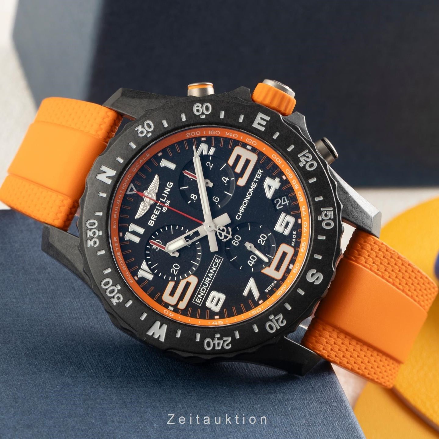 Breitling Endurance Pro X82310A51B1S2 (Onbekend (willekeurig serienummer)) - Zwart wijzerplaat 45mm Plastic (2/8)