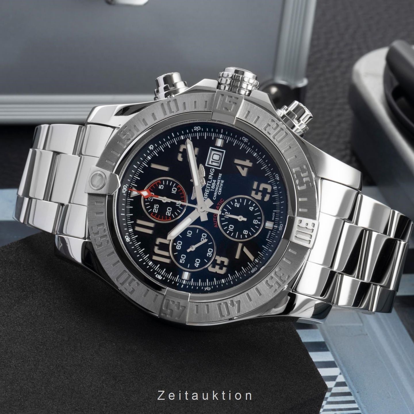 Breitling Super Avenger II A1337111/BC28 - (2/8)
