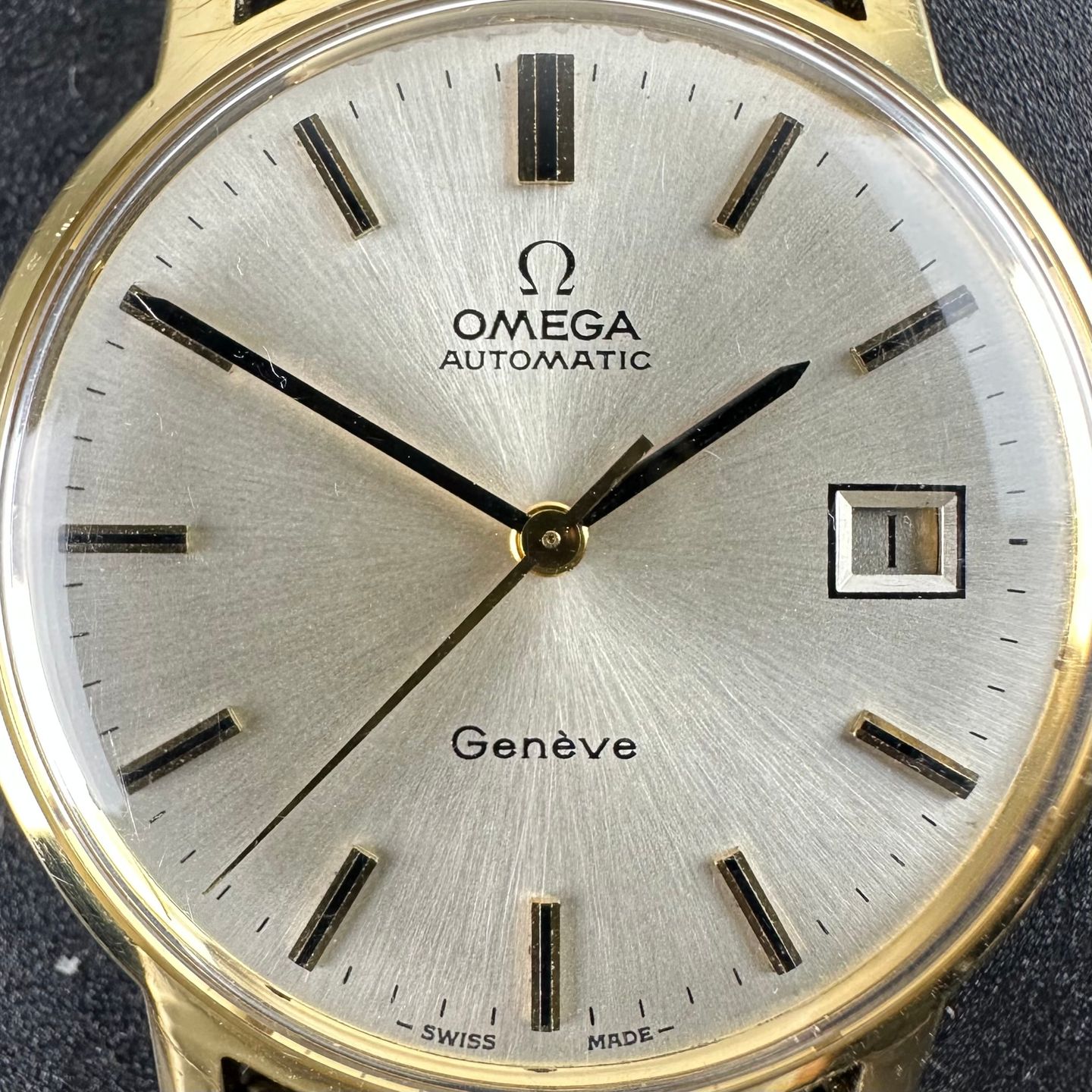 Omega Genève 166.127 - (8/8)