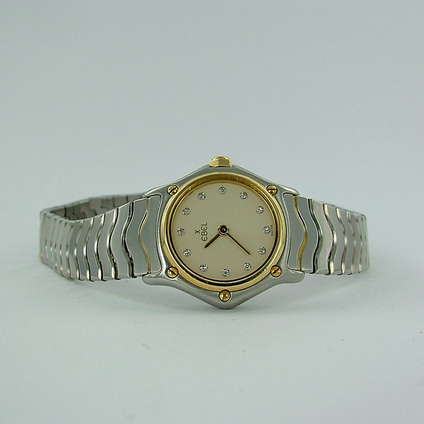Ebel Classic - (1993) - Champagne dial 24 mm Gold/Steel case (1/6)