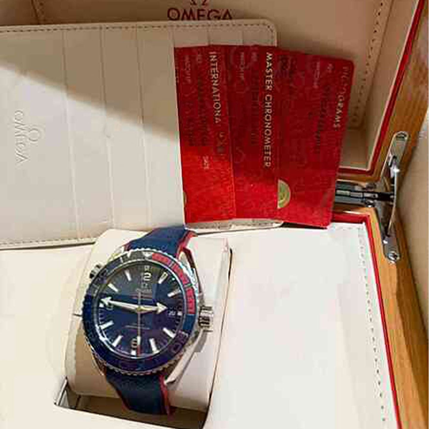 Omega Seamaster Planet Ocean 522.32.44.21.03.001 - (4/4)