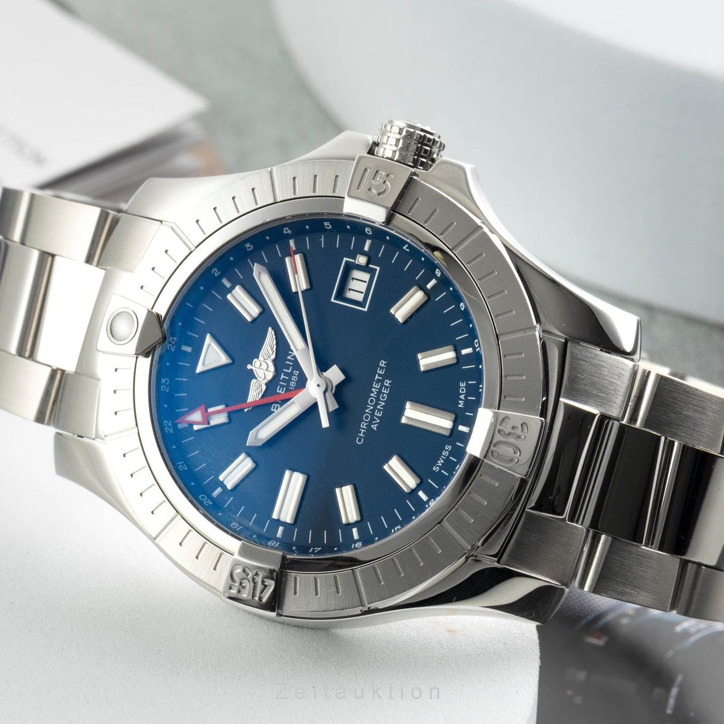 Breitling Avenger A32395101C1A1 - (2/8)