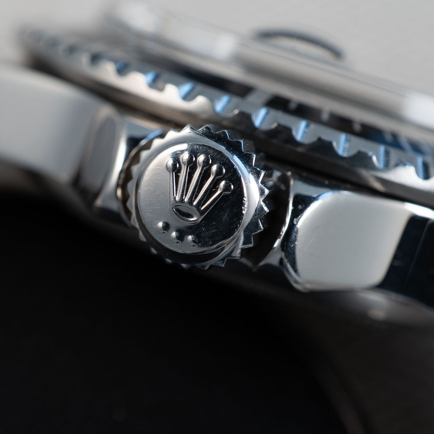 Rolex Submariner Date 1680 (1974) - Black dial 40 mm Steel case (8/8)