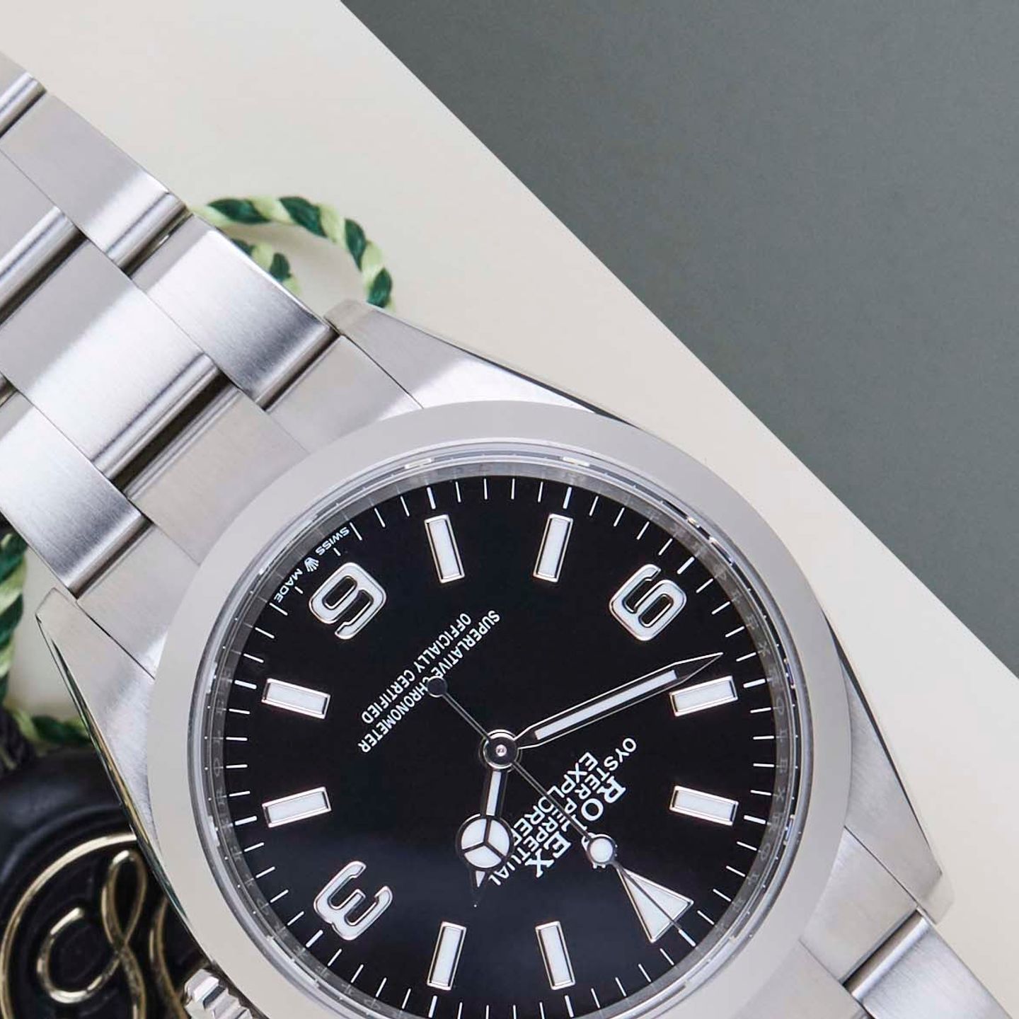 Rolex Explorer 124270 - (4/8)
