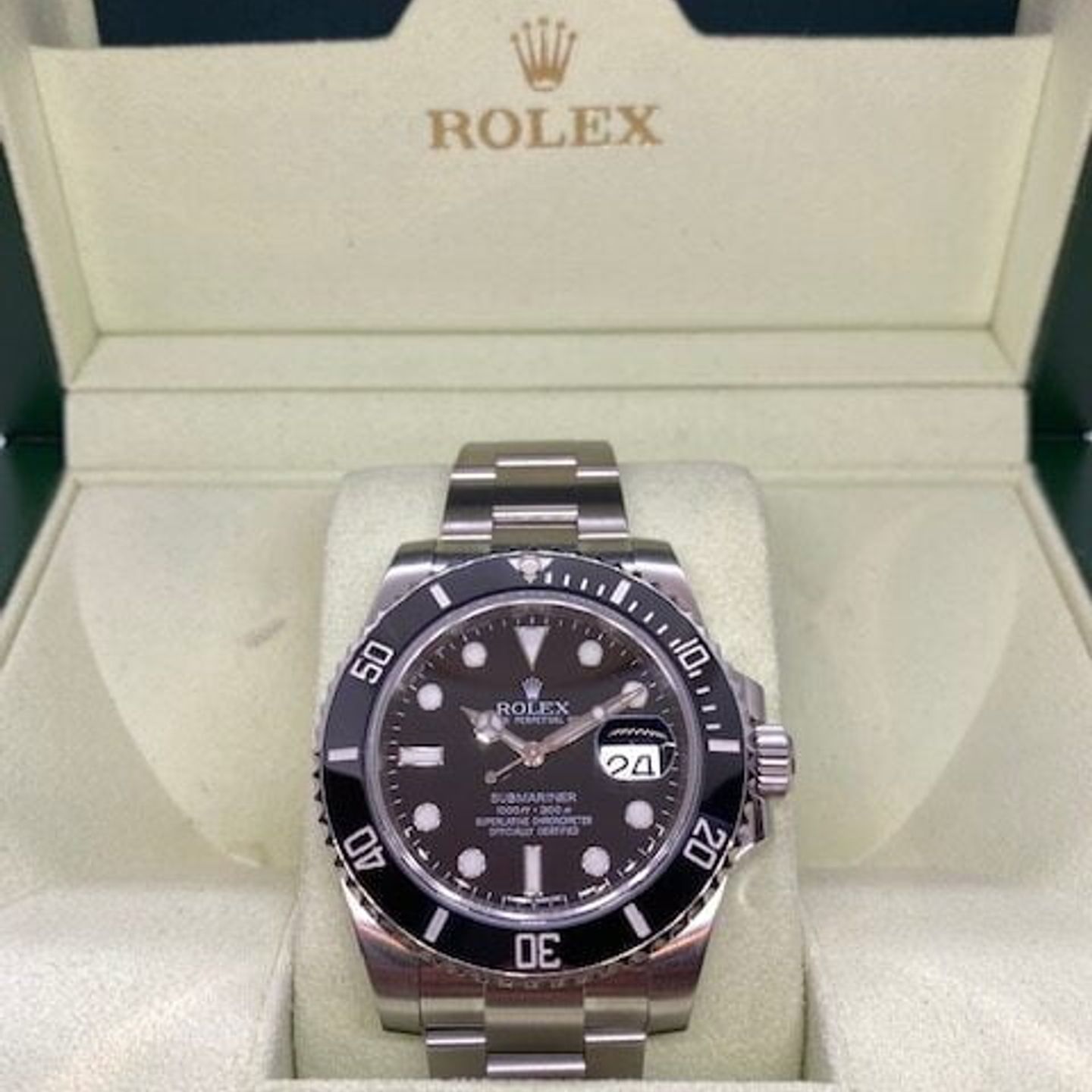 Rolex Submariner Date 116610LN (Unknown (random serial)) - Black dial 40 mm Steel case (2/7)