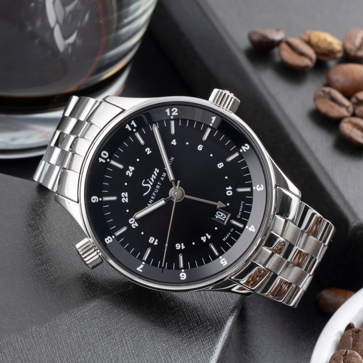 Unknown Unknown 6096.010 - (2/8)