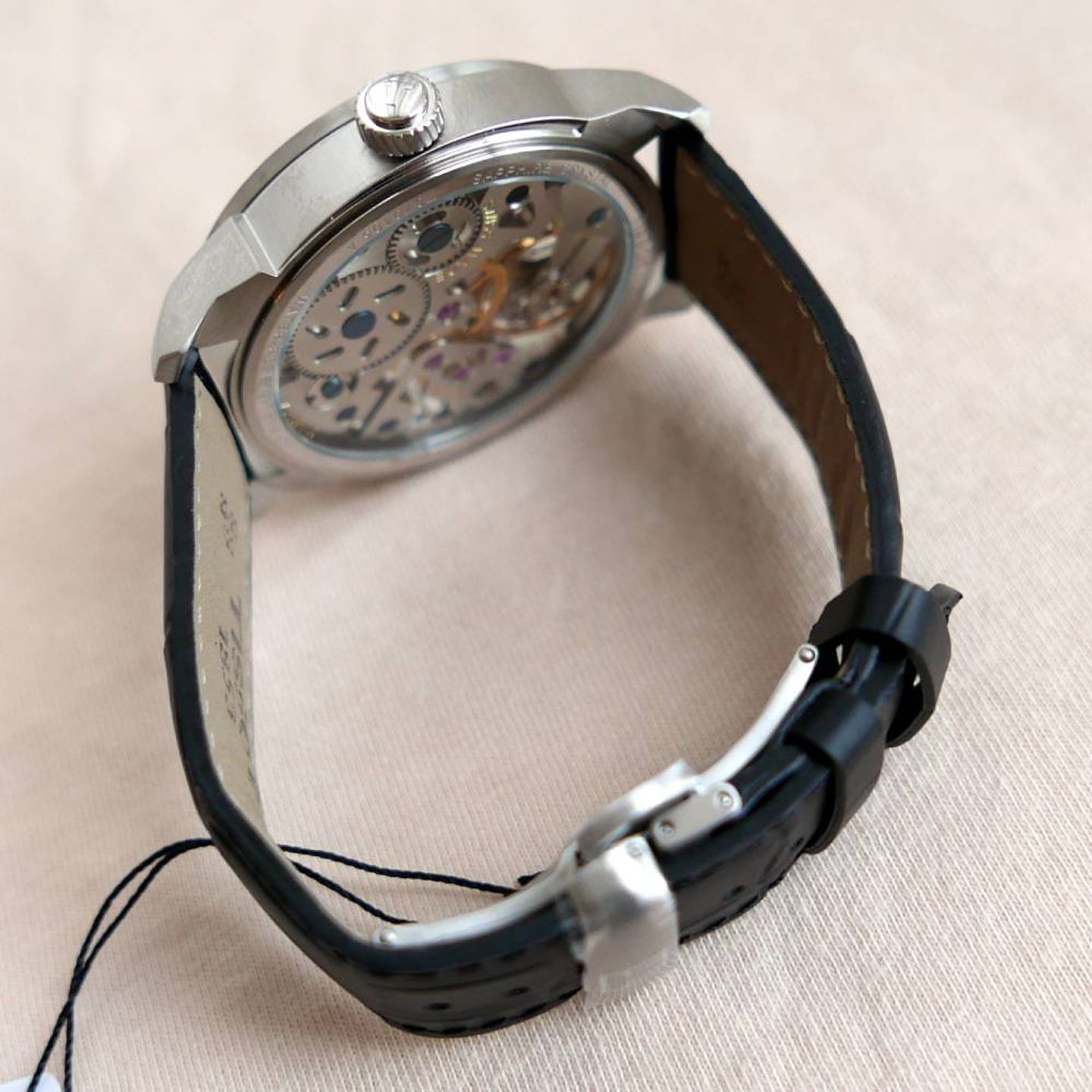 Tissot Unknown T070.405.16.411.00 (2025) - Grey dial 43 mm Steel case (6/8)