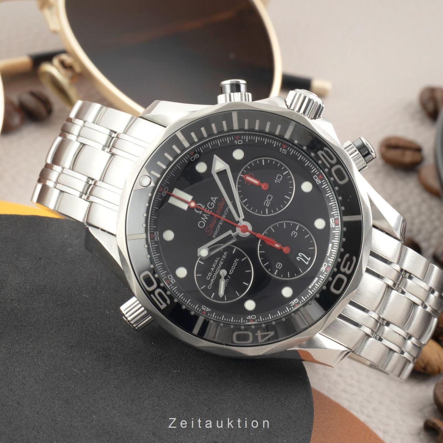Omega Seamaster Diver 300 M 212.30.44.50.01.001 (Onbekend (willekeurig serienummer)) - Zwart wijzerplaat 44mm Staal (2/8)