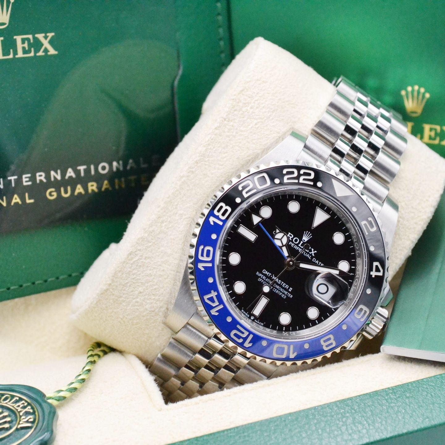 Rolex GMT-Master II 126710BLNR (2024) - Black dial 40 mm Steel case (7/7)