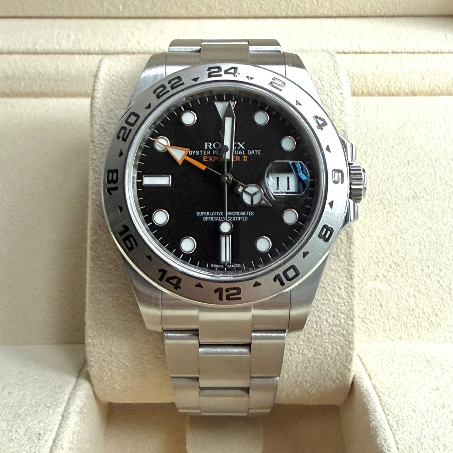 Rolex Explorer II 216570 (2013) - Black dial 42 mm Steel case (1/14)