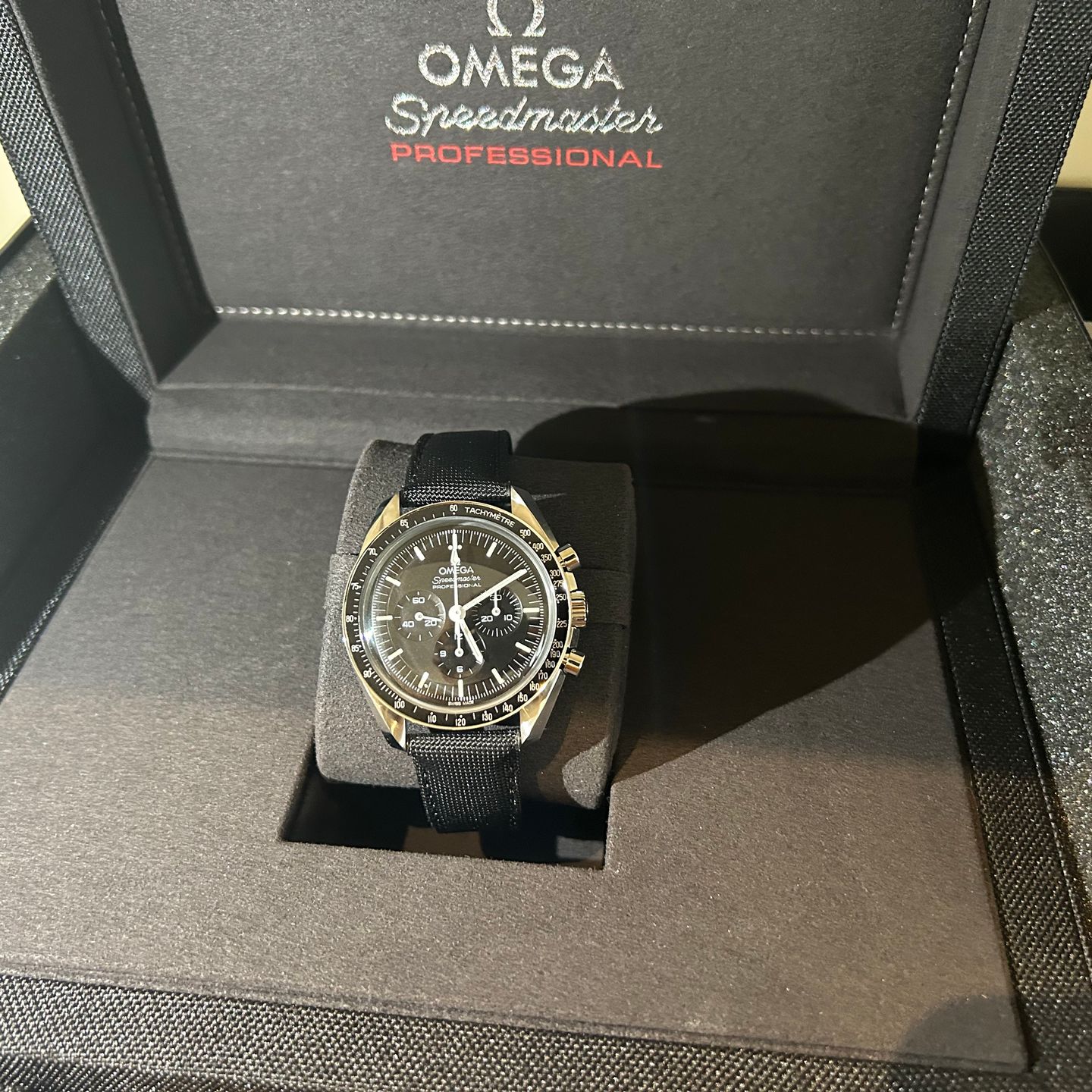 Omega Speedmaster Professional Moonwatch 310.32.42.50.01.001 (2024) - Black dial 42 mm Steel case (7/8)