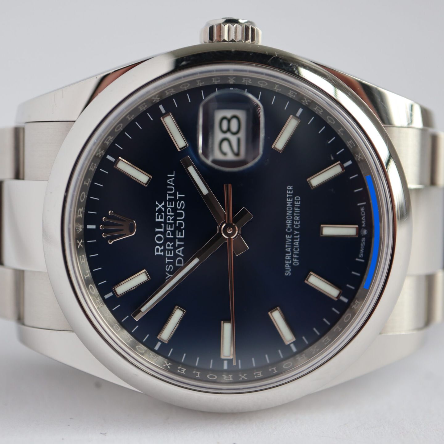 Rolex Datejust 36 126200 (2022) - Blauw wijzerplaat 36mm Staal (2/8)