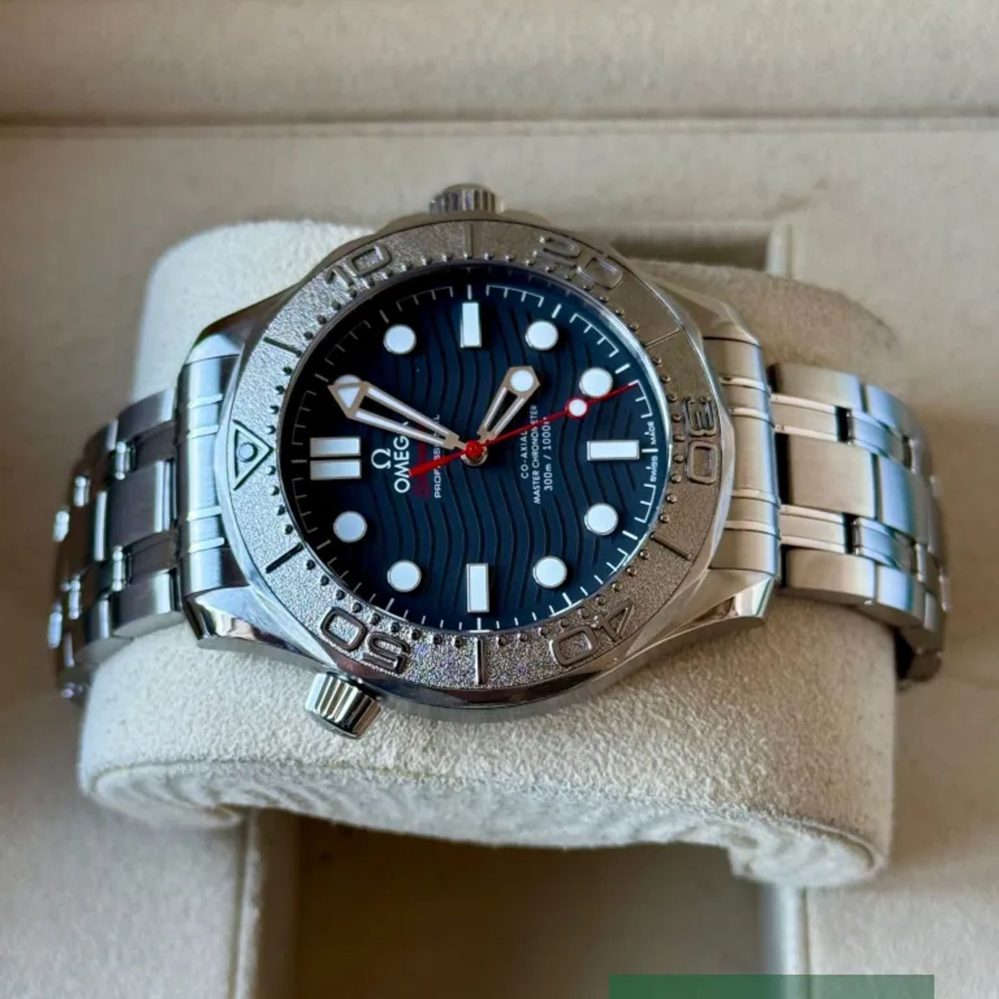 Omega Seamaster Diver 300 M 210.30.42.20.01.002 - (5/8)