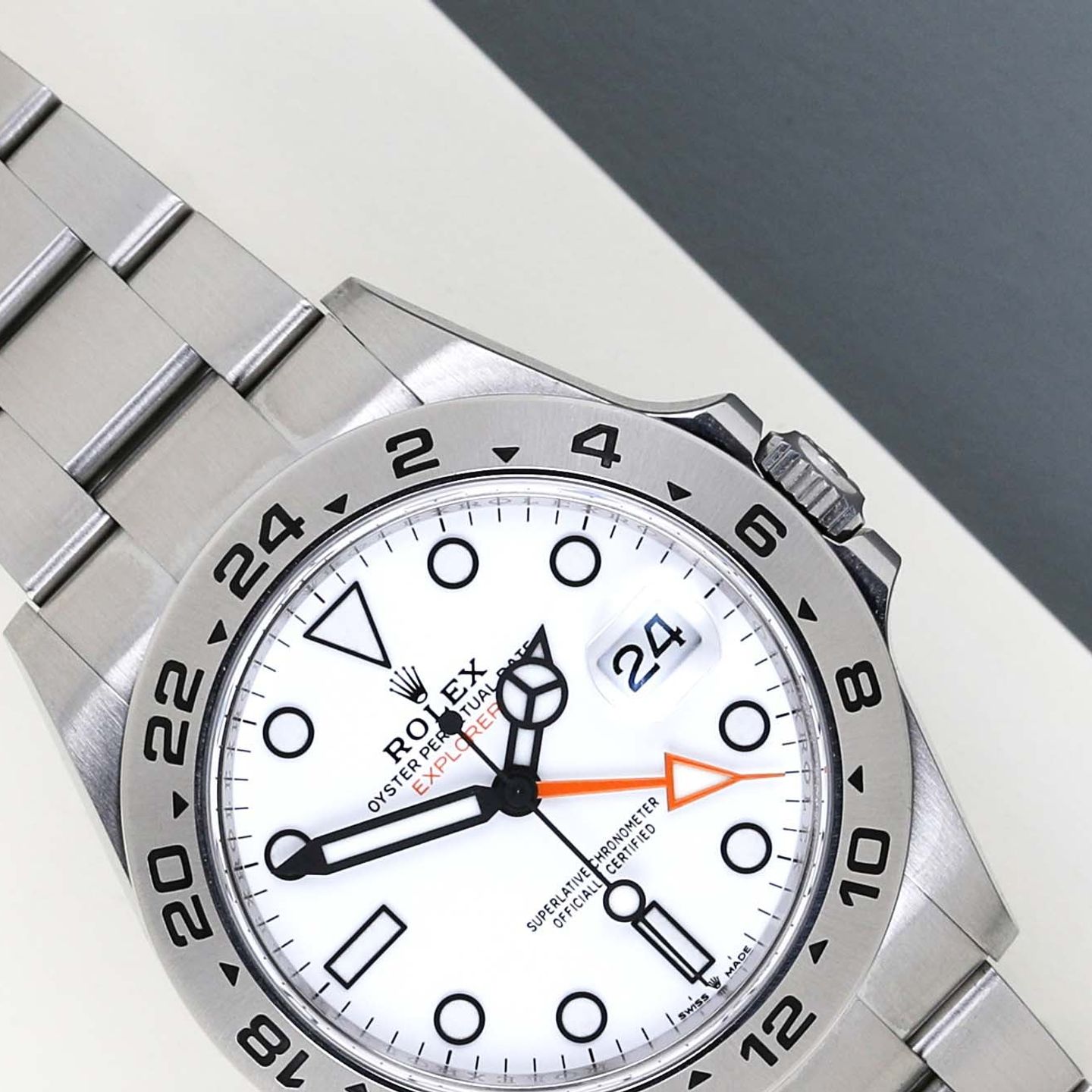 Rolex Explorer II 226570 (2023) - Wit wijzerplaat 42mm Staal (3/8)