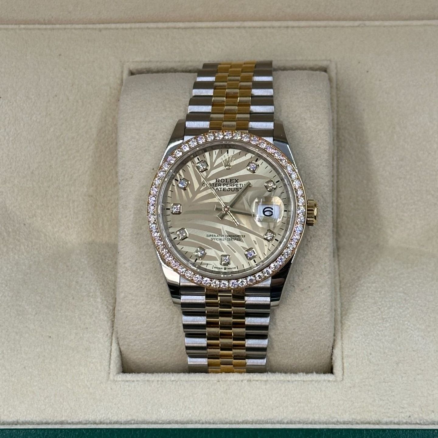 Rolex Datejust 36 126283RBR (2023) - Goud wijzerplaat 36mm Staal (5/8)