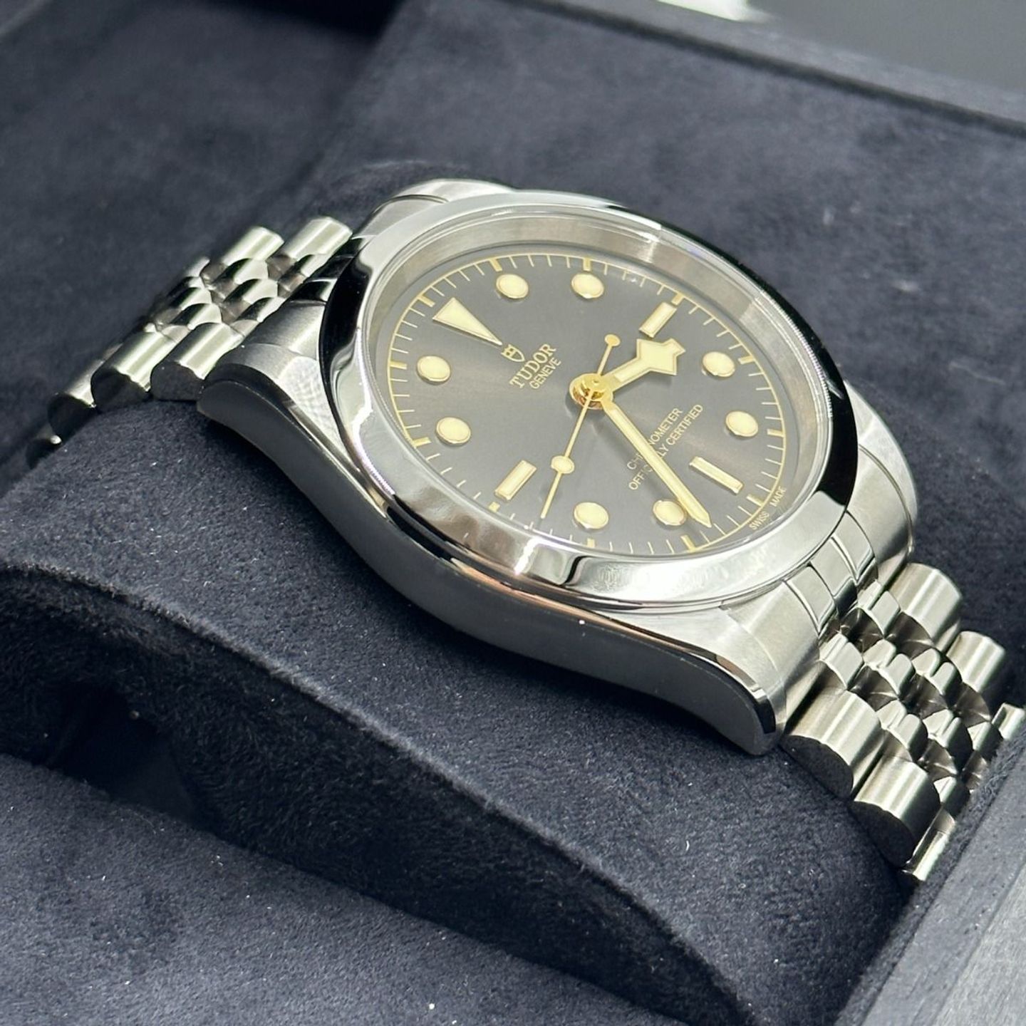 Tudor Black Bay 41 79680-0001 - (7/8)