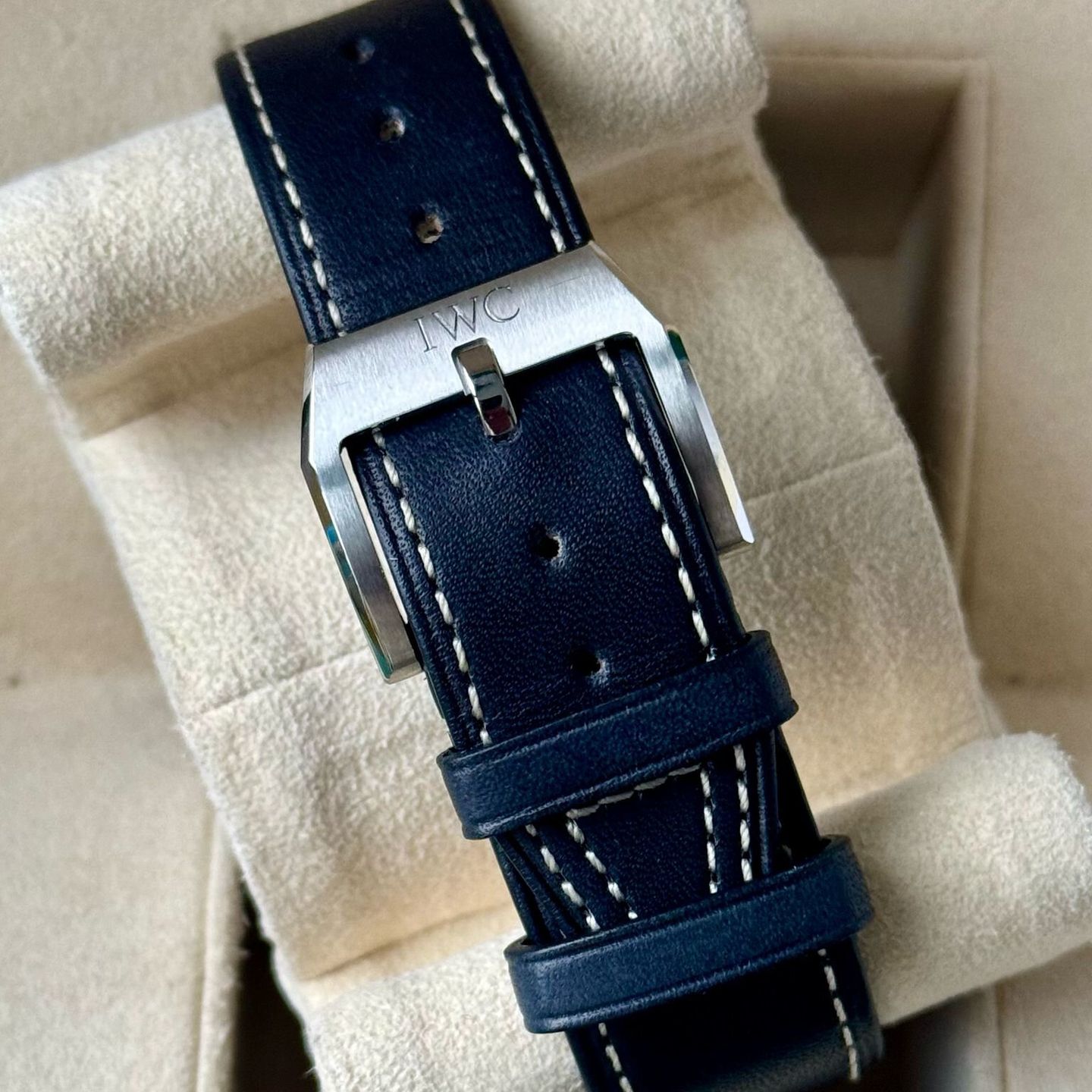 IWC Pilot Chronograph IW378003 (2026) - Blue dial 43 mm Steel case (6/7)