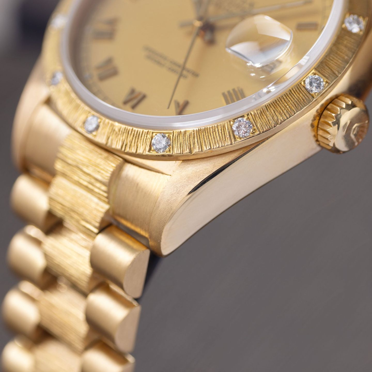 Rolex Day-Date 36 18108 (1986) - Champagne wijzerplaat 36mm Geelgoud (5/8)