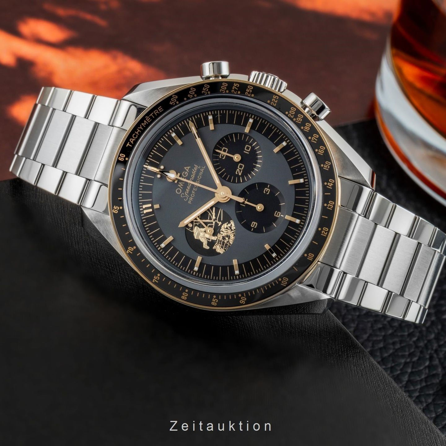 Omega Speedmaster Professional Moonwatch 310.20.42.50.01.001 - (2/8)