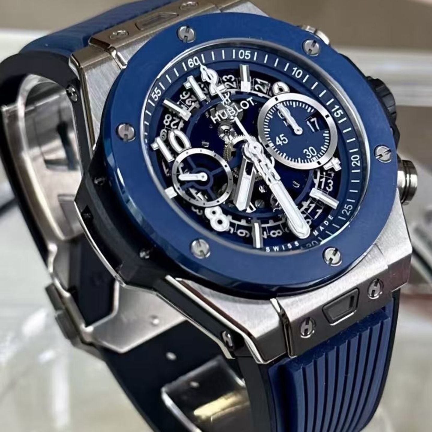 Hublot Big Bang Unico 421.NL.5170.RX (2025) - Transparent dial 44 mm Titanium case (6/6)