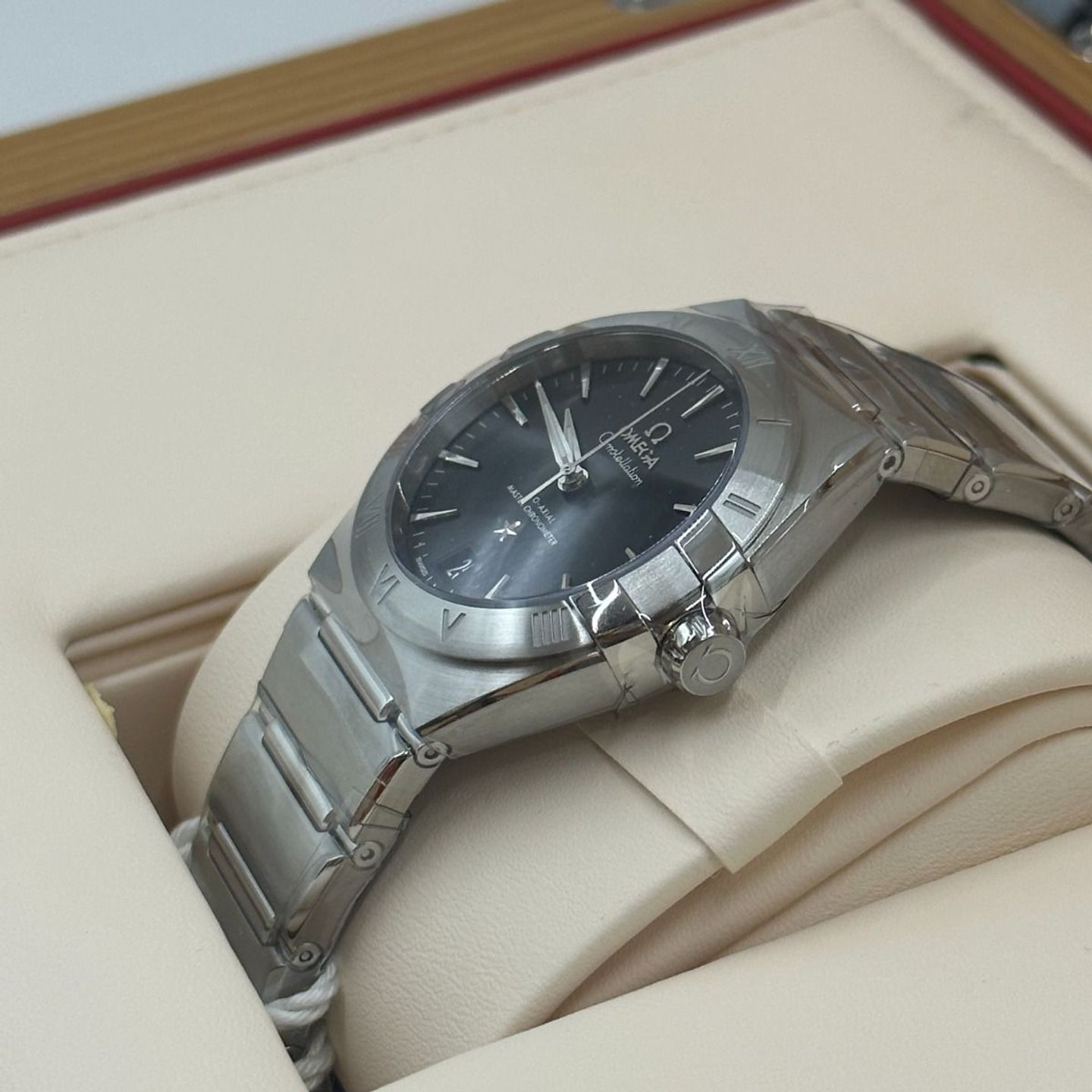 Omega Constellation 131.10.36.20.01.001 (2024) - Black dial 36 mm Steel case (6/8)